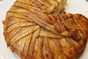 Τάρτα με κιμά και μπέικον